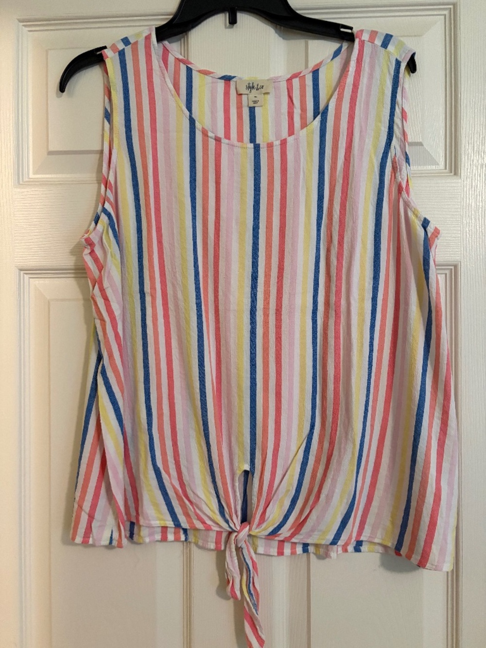 Sleeveless top